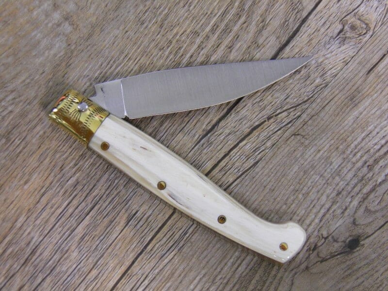 Coltello Artigianale Sardo Mod. PATTADA Manico Corno Bovino Animato Lucido  Online - Consegna 48 Ore - Resi Gratuiti - Professional Cooking